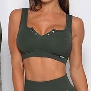 Bombshell Sportswear Snap Seamless Bra
M / Army